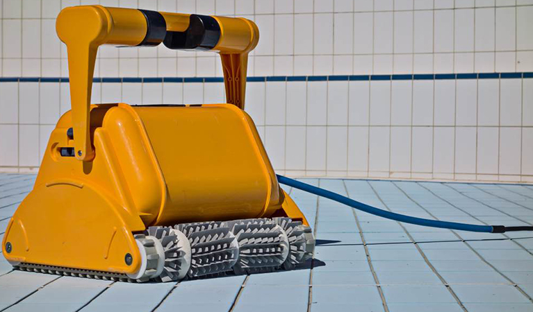 Les robots pour piscines carrelées-1